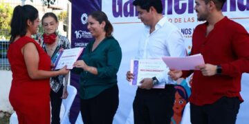 Supervisa Ana Paty Peralta avance de obra de agua potable y drenaje sanitario en la colonia Los Pinos