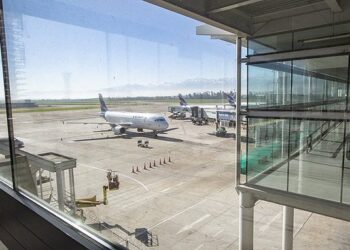 Tráfico Aéreo en Ascenso: De 157 Millones de Pasajeros en Aeropuertos Nacionales
