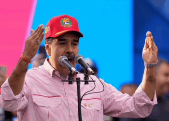 Trump etiqueta oficialmente al gobierno de Maduro como organización terrorista