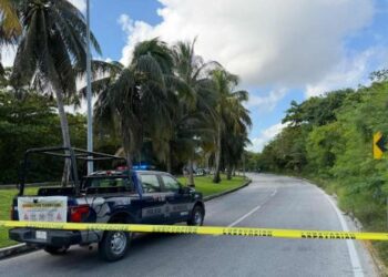 Muere elemento de la Guardia Nacional tras derrapar en motocicleta en la Zona Hotelera de Cancún