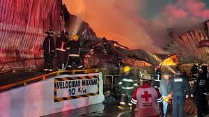 Un Globo de Cantoya Causa Incendio Masivo en Fábrica de Ixtapaluca