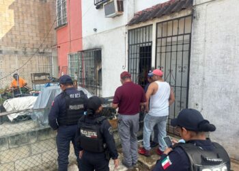 Vecinos logran sofocar un incendio en una vivienda de la Supermanzana 216