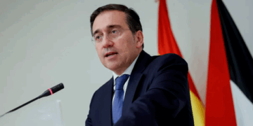 España Pide una Solución de Paz y Diálogo para la Crisis de Venezuela