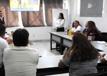 Cursos de capacitación gratuitos cierran el 2025 en Benito Juárez