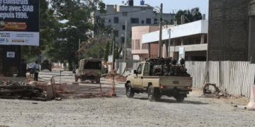 Francia Confirma Apoyo Logístico a Benín contra Intento de Golpe de Estado