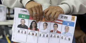 Autoridad Electoral Declara "Empate Técnico" con el Conteo Incompleto