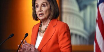 Con la vista puesta en 2026: Pelosi asegura que los demócratas recuperarán la Cámara en EE.UU.
