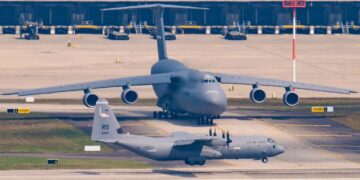 Tirador activo provoca cierre temporal de base aérea de EE.UU. en Arizona