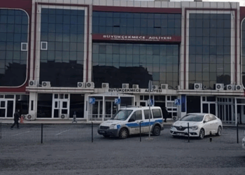 Funcionario Judicial Huye de Turquía Tras Robar 25 Kilos de Oro