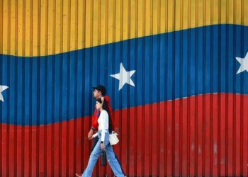 Cuba denuncia que la ofensiva de EE.UU. contra Venezuela busca asfixiar a la isla y apoderarse de los recursos energéticos de la región