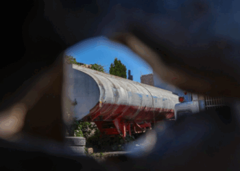 Alerta por venta de agua en Puebla extraída de pozos contaminados por grupos armados