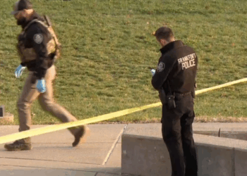 Tiroteo en la Universidad Estatal de Kentucky Deja Varios Heridos y un Detenido