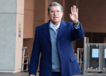 Ricardo Monreal afirma que el cargo de embajador en Reino Unido no es un exilio político para Gertz Manero