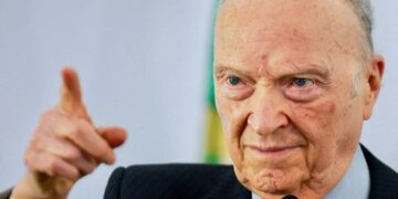 Alejandro Gertz Manero será embajador de México ante el Reino Unido tras su salida de la FGR