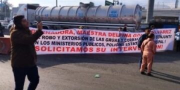 Caos vial en el oriente por bloqueos masivos de transportistas contra la extorsión