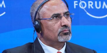 «Líder separatista yemení huye a Emiratos tras fallido intento secesionista en el sur»