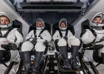 «NASA adelanta retorno a la Tierra de astronautas por situación médica en el espacio»