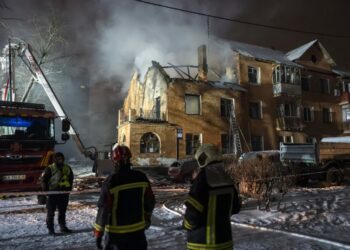 «Rusia inutiliza una planta aeronáutica vinculada al mantenimiento de equipos ucranianos»