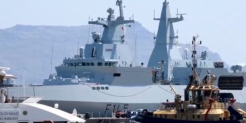 «Maniobras navales de países BRICS se desarrollan frente a Sudáfrica»