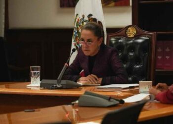 Claudia Sheinbaum critica el uso de la extorsión mediática para obtener recursos públicos