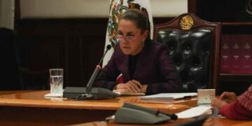 Claudia Sheinbaum critica el uso de la extorsión mediática para obtener recursos públicos