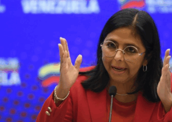 Delcy Rodríguez lidera la gestión gubernamental bajo el amparo del TSJ