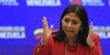 Delcy Rodríguez lidera la gestión gubernamental bajo el amparo del TSJ