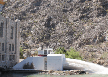 El Distrito de Riego 005 autoriza la extracción de agua de presas para el ciclo agrícola 2026