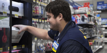 El mercado laboral de Estados Unidos cierra el año con un crecimiento moderado