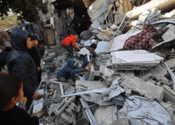 El peligro de asistir a las clases en Gaza bajo la amenaza de francotiradores