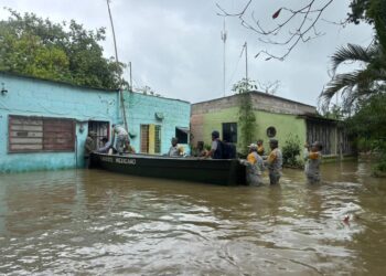 Emergencia por ríos desbordados en la sierra de Tabasco afecta a decenas de familias
