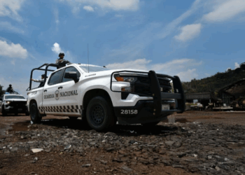 Hallan fosa clandestina con al menos 10 cuerpos en el municipio de Juventino Rosas