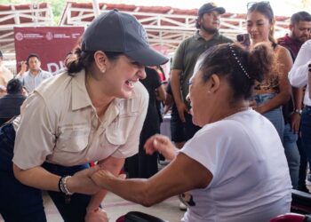 Impulsan atención directa con el programa Chambamanía en Playa del Carmen