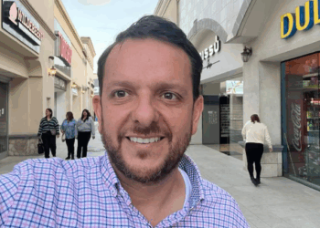 Investigan a Carlos Torres por supuesta red de corrupción y lavado de dinero