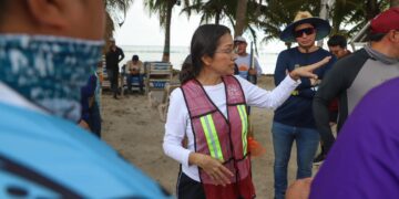 Jornada de limpieza integral transforma la imagen de Mahahual