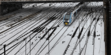 La mega nevada en Europa paraliza el transporte internacional