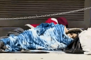 Muere hombre en entrada de urgencias del hospital Rubén Leñero