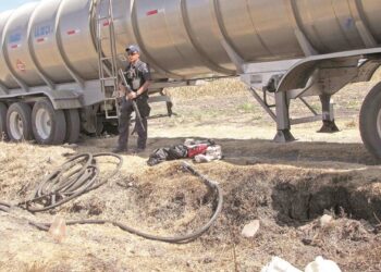 QR obligatorio en pipas busca frenar el huachicol en el transporte de gasolina