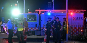 Tiroteo en Australia deja varios muertos y mantiene en alerta a una comunidad