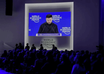 Zelenski en Davos genera tensiones con aliados y figuras políticas