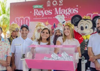 Vero Lezama y Pablo Gutiérrez celebran Día de Reyes con niñas y niños de Cancún