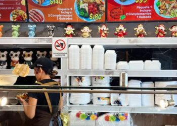 Plásticos de un solo uso en Cancún: dan ultimátum a comerciantes del centro