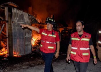 Incendio en la SM 247 de Cancún es controlado gracias a coordinación interinstitucional