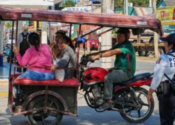 Mototaxistas analizan posible aumento de tarifas en José María Morelos