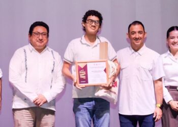Conciencia digital impulsa a jóvenes en el concurso “Dímelo en Corto 2026” en Cancún