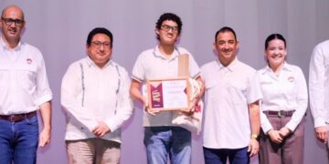 Conciencia digital impulsa a jóvenes en el concurso “Dímelo en Corto 2026” en Cancún