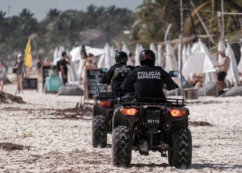 Grupo armado irrumpe en hotel de la zona hotelera de Tulum