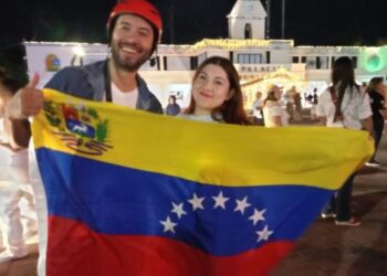 Venezolanos celebran en Playa del Carmen la captura de Nicolás Maduro
