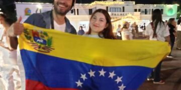 Venezolanos celebran en Playa del Carmen la captura de Nicolás Maduro