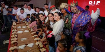Celebración del Día de Reyes en Cancún reúne a miles de familias